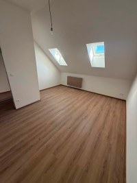 Byt 2+kk 100m2, Praha 2 - Vinohrady, nový půdní byt